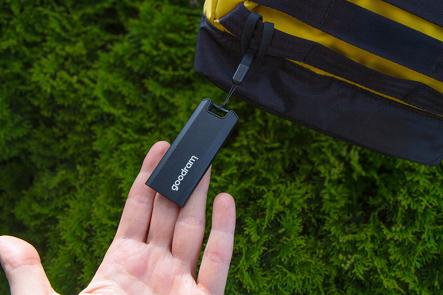 [SSDR-GMRE-02T-K0] Goodram SSDR-GMRE-02T-K0 external solid state drive 2 TB 3.2 Gen 2 (3.1 Gen 2) Black